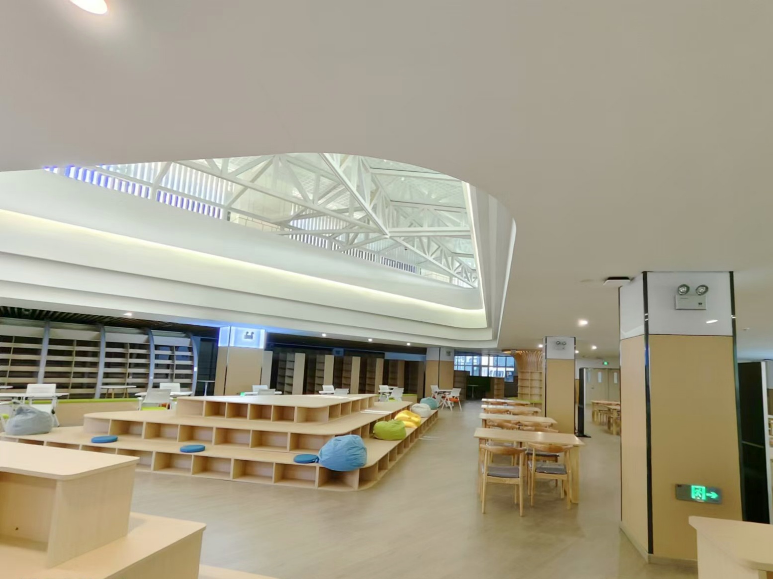 优游国际bu8案例 | 锚定未来，助力南川中学打造西部教育数字化新标